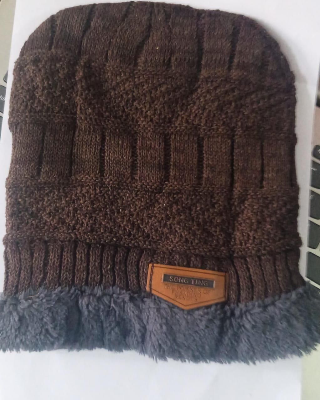 Unisex Woolen Cap Set